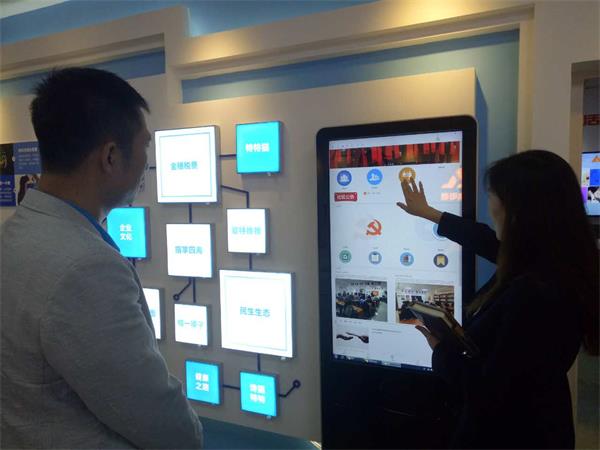 智慧社区携手市图书馆建设文明辽阳.jpg 智慧社区携手市图书馆建设文明辽阳.jpg