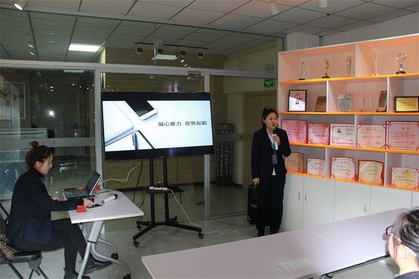 通讯公司营鞍事业部鲅鱼圈地区店长竞聘者—马玲悦.jpg 通讯公司营鞍事业部鲅鱼圈地区店长竞聘者—马玲悦.jpg