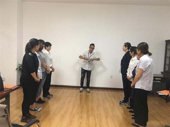 新员工入职培训5.jpg 新员工入职培训5.jpg