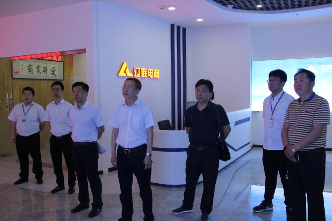 ������������������ƽ�ֳ�һ��ݰ�� ����28���ſ����·��������Ŀ