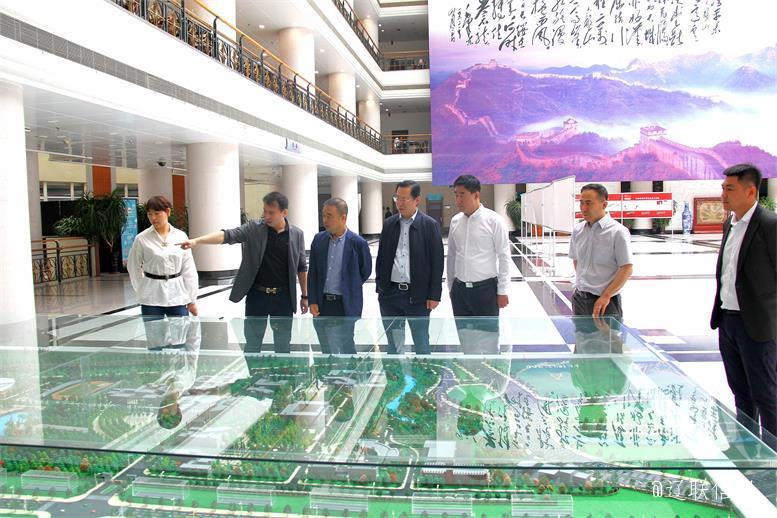 亿万28信息与沈阳理工大学签署战略相助协议2.jpg 亿万28信息与沈阳理工大学签署战略相助协议2.jpg